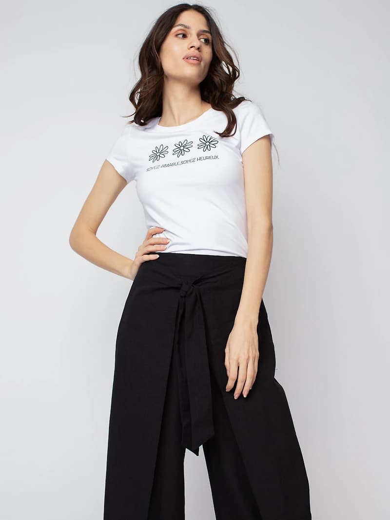 Short-sleeve semi-fitted t-shirt