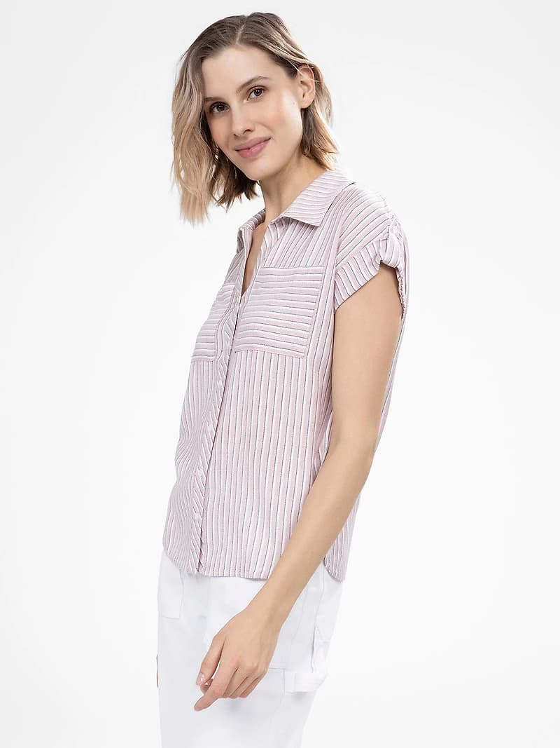 Blouse à manches courtes avec boutons