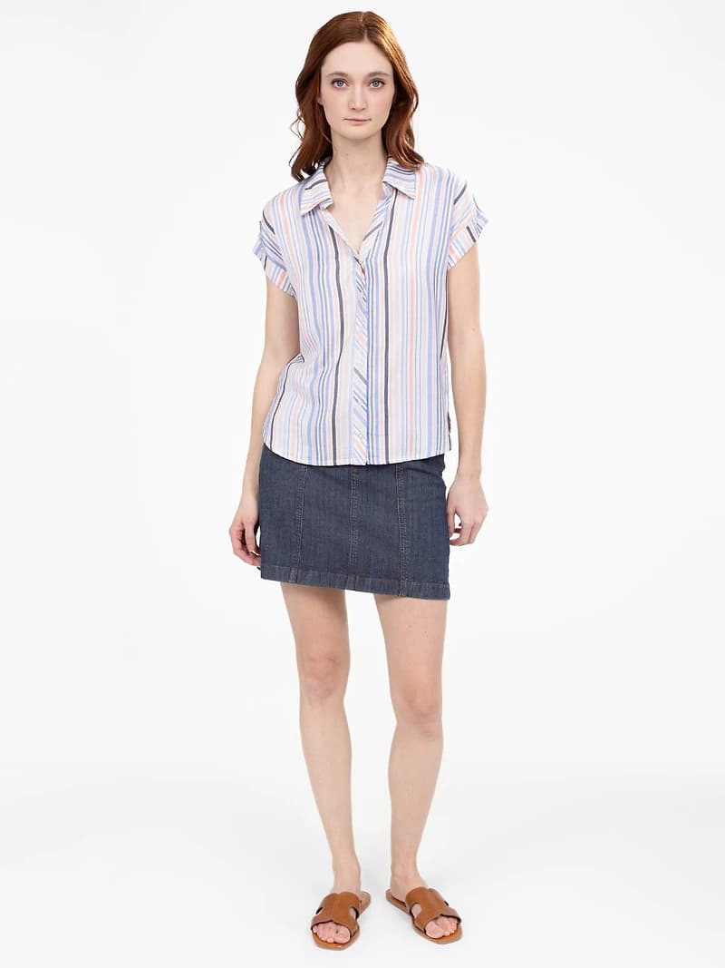 Blouse à manches courtes avec boutons