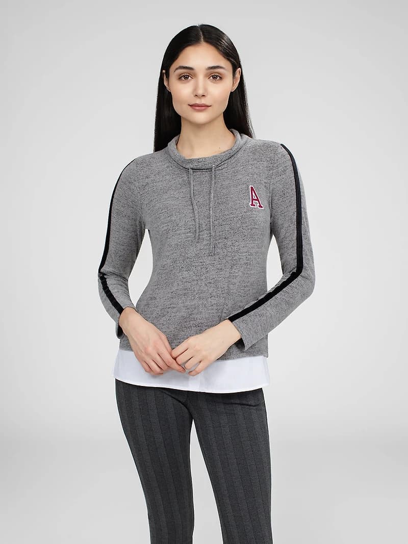 Long-sleeve semi-fitted t-shirt
