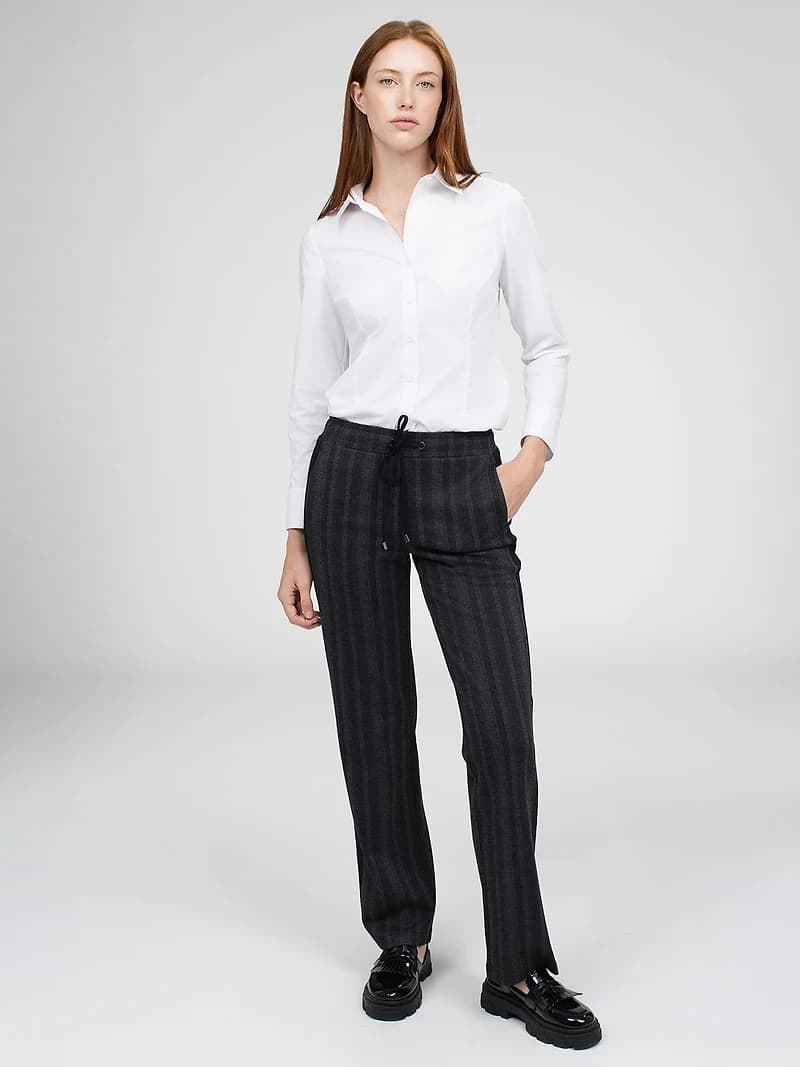 Wide-leg casual pull-on pant