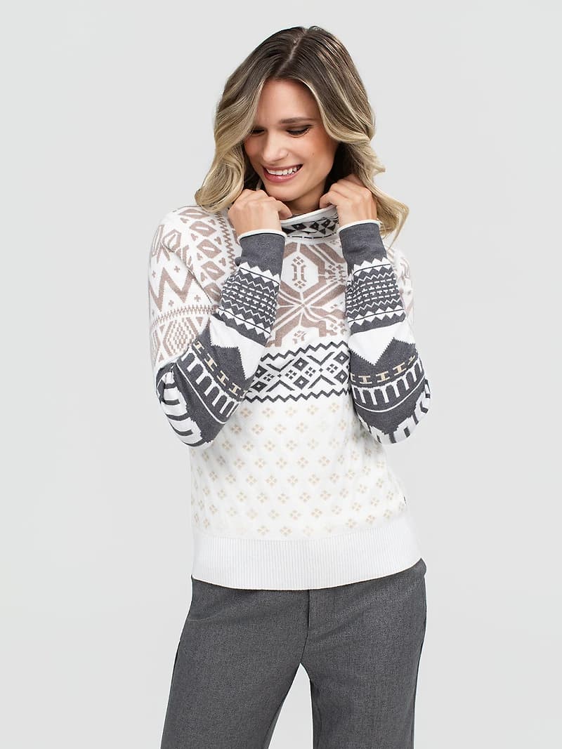Long-sleeve pullover sweater
