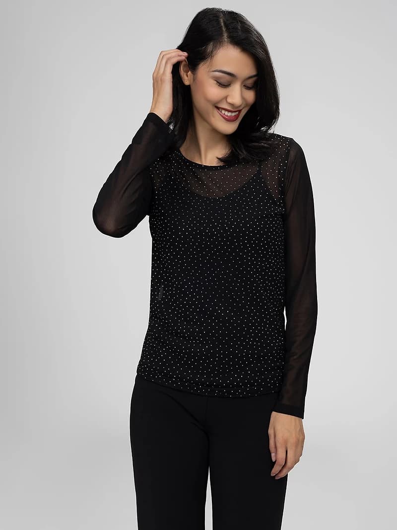 Long-sleeve t-shirt