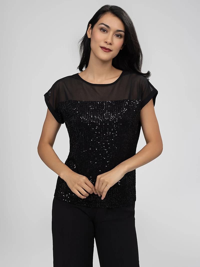 Sleeveless t-shirt