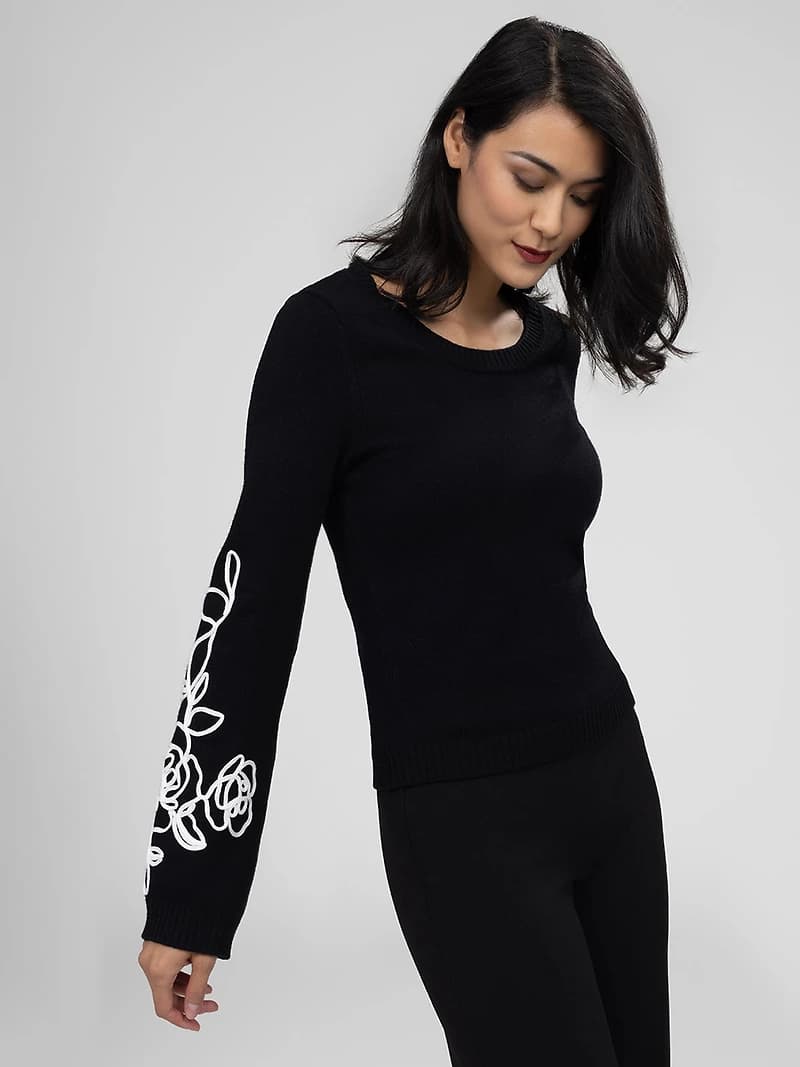 Long-sleeve pullover sweater
