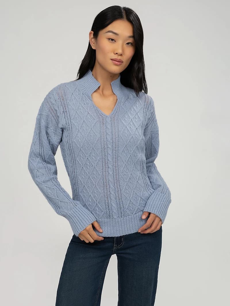 Long-sleeve loose pullover sweater