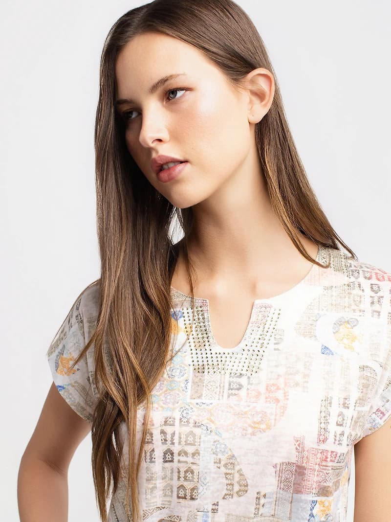 Short-sleeve t-shirt