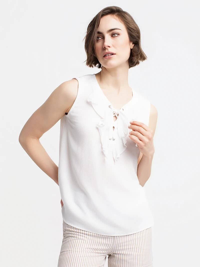 Semi-fitted tank top