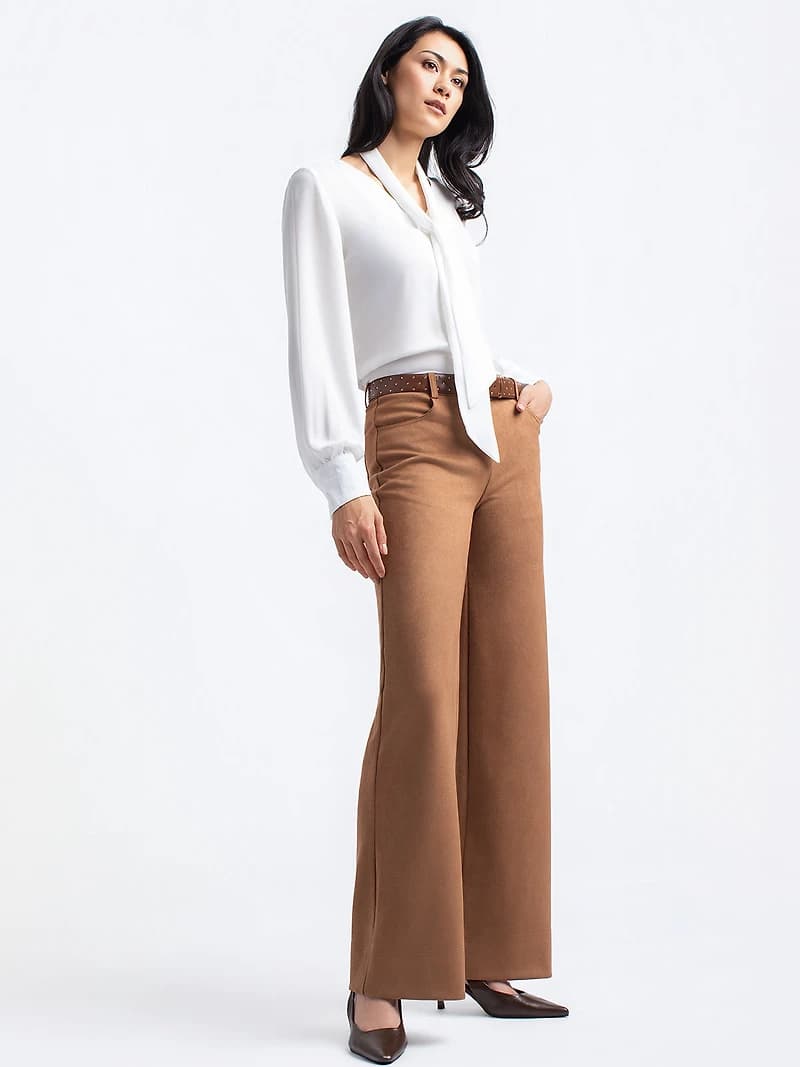 Blouse à manches longues avec boutons