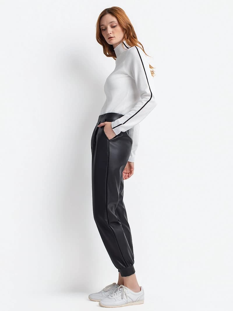 Pull-on wide-leg pants