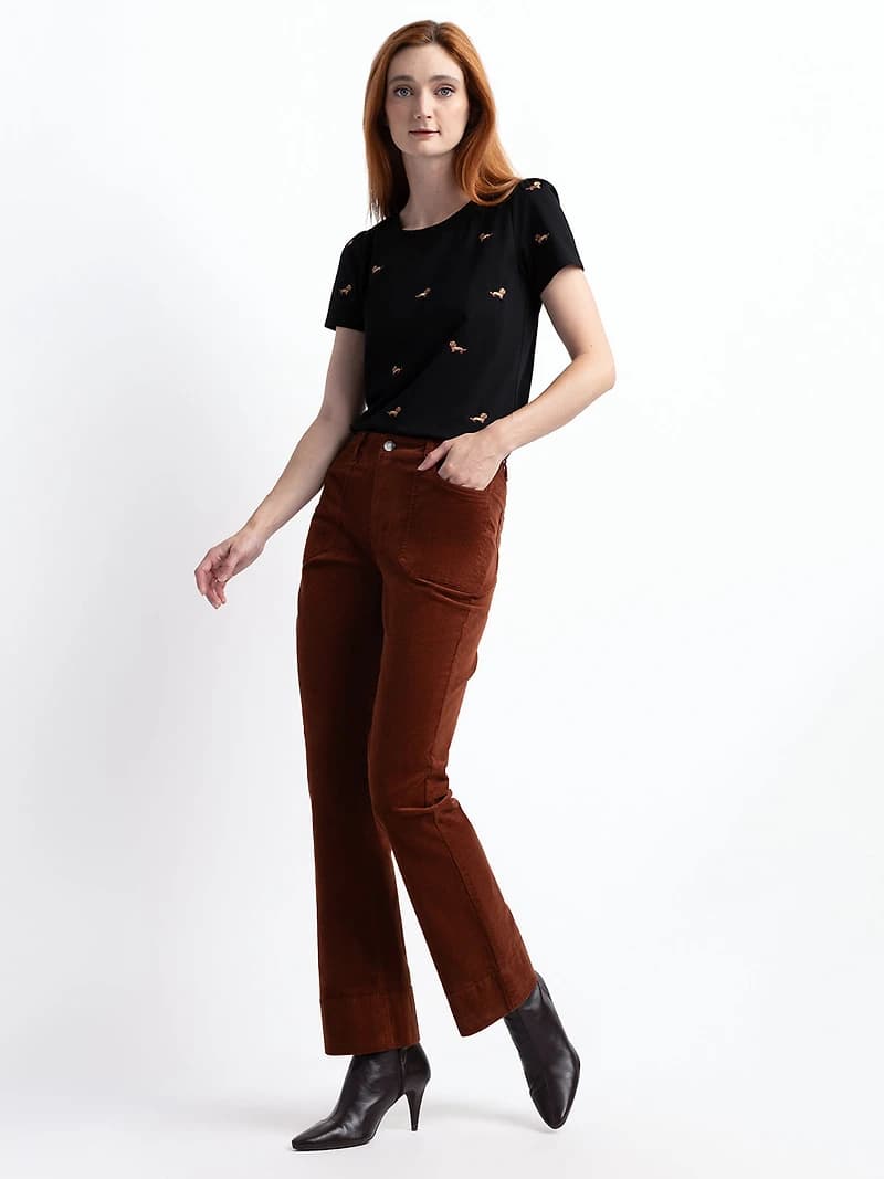 Semi-fitted flared pants